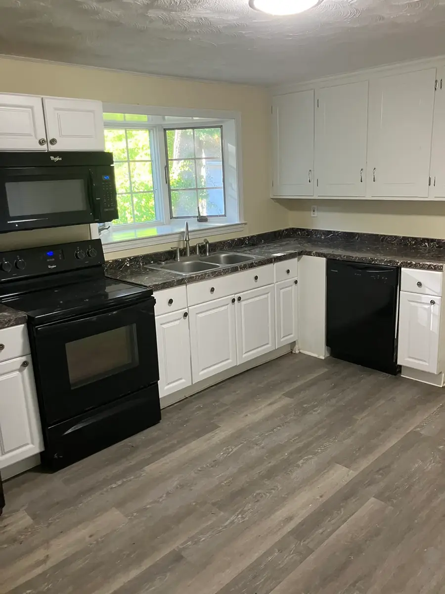 12 Hadley Rd, Methuen, MA 01844 - #3