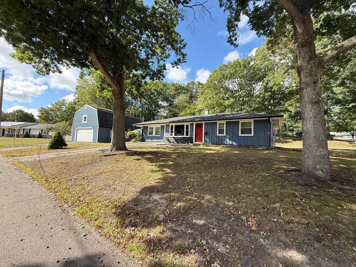 124 Sharon St, Brockton, MA 02302 - #1