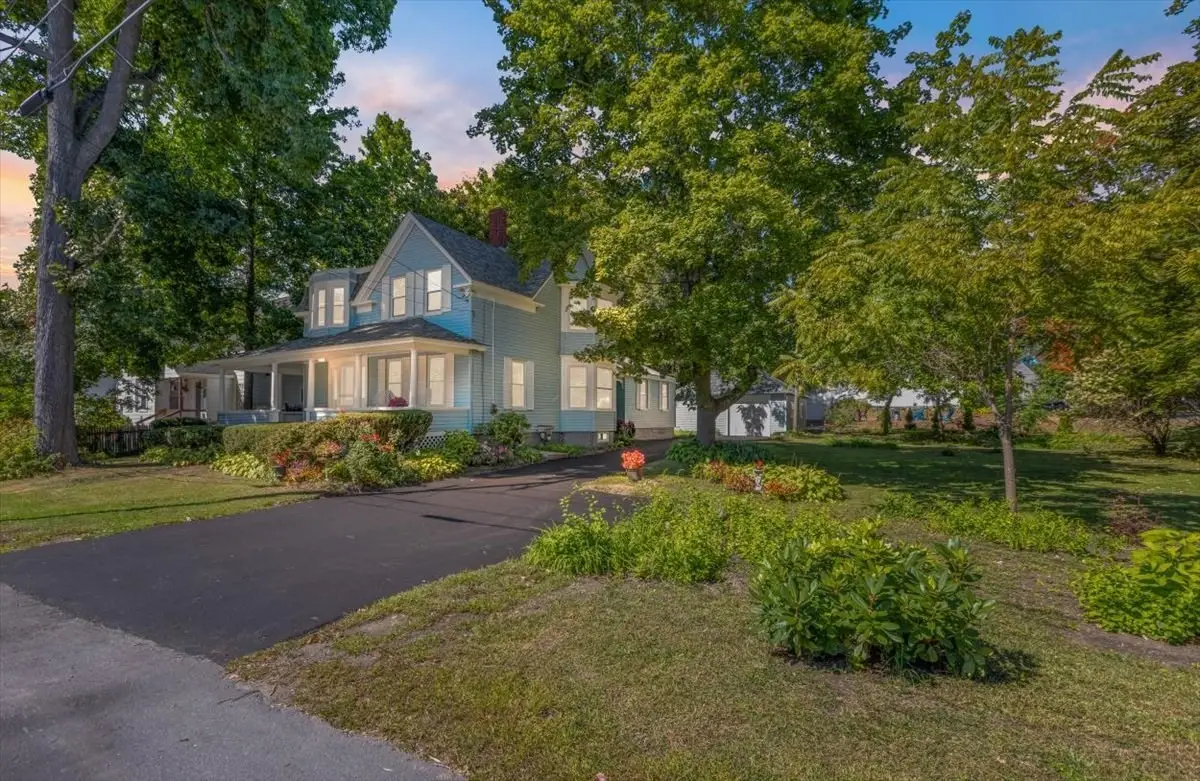 65 Oxford Ave, Haverhill, MA 01835 - #1