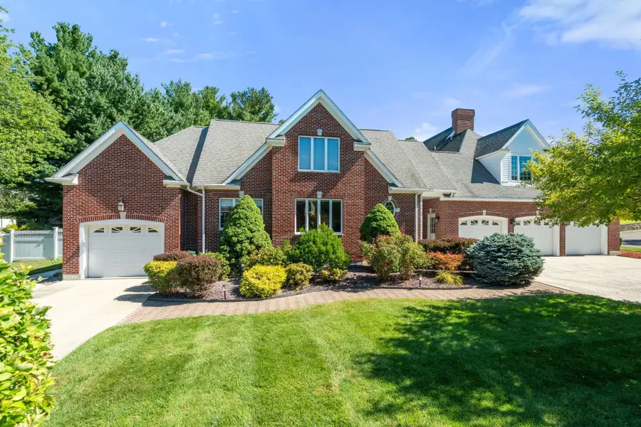5 Elizabeth Way, Lynnfield, MA 01940 - #2