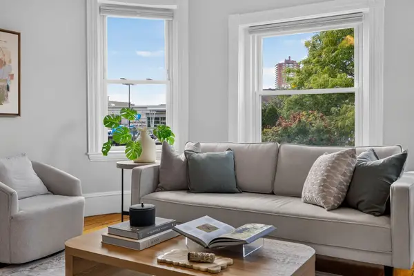 120 Day St #2, Boston, MA 02130