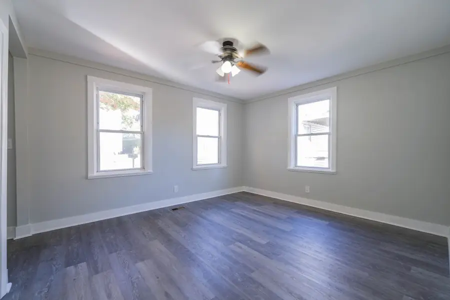 252 Somerset Avenue, Taunton, MA 02780 - #3