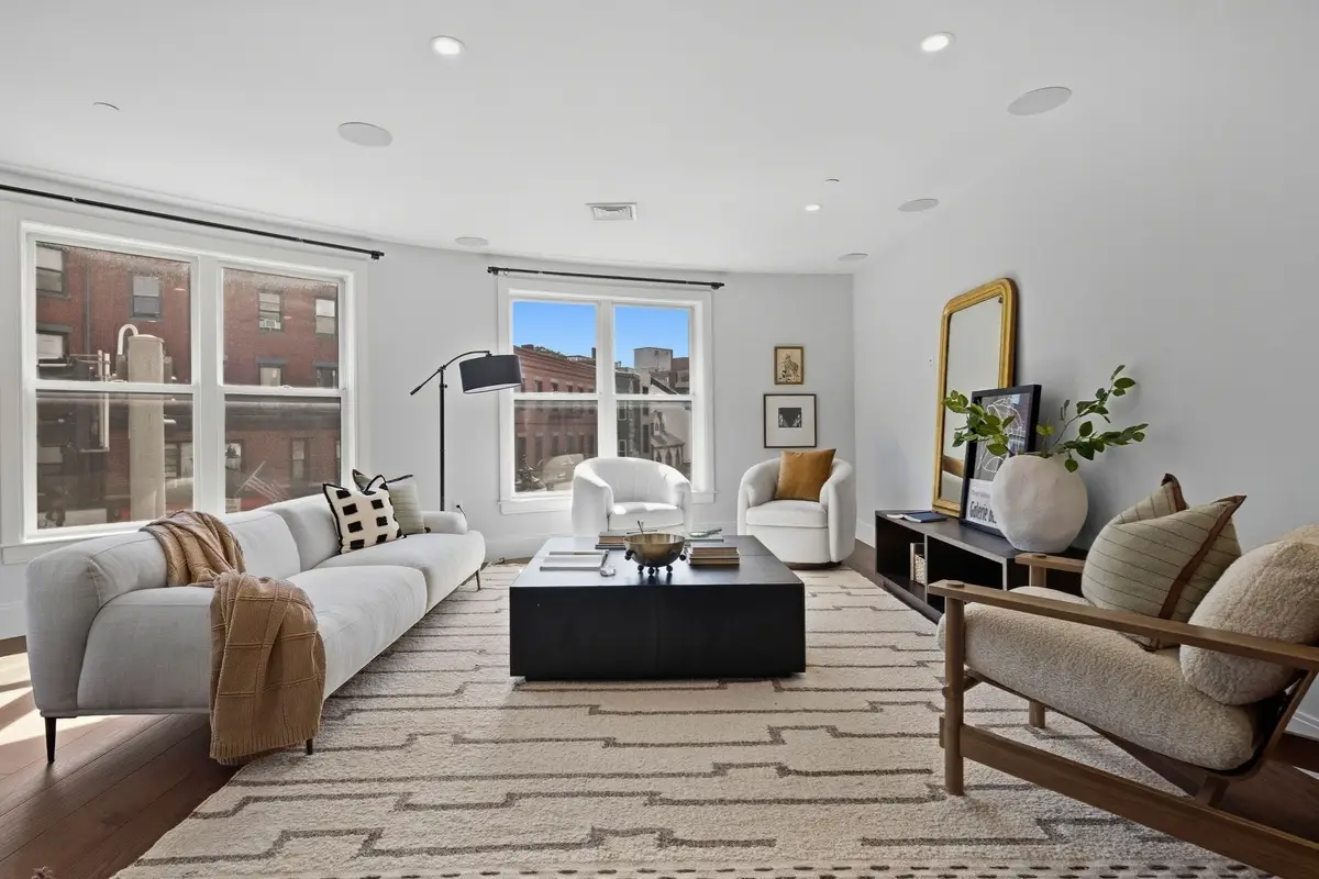 480 W Broadway #104, Boston, MA 02127 - #1