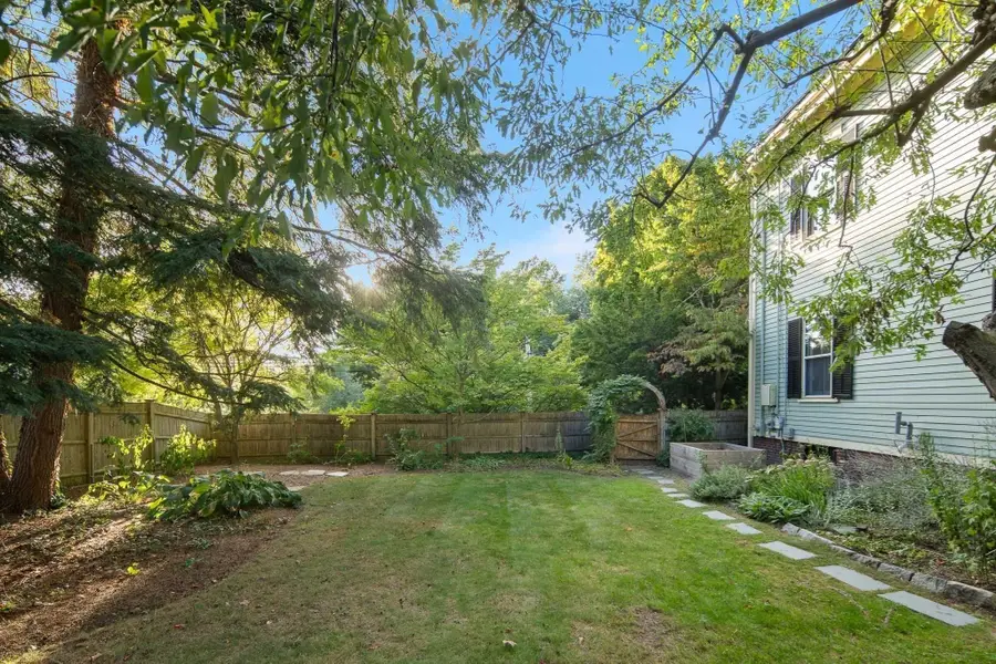 16 Coolidge Ave, Cambridge, MA 02138 - #3