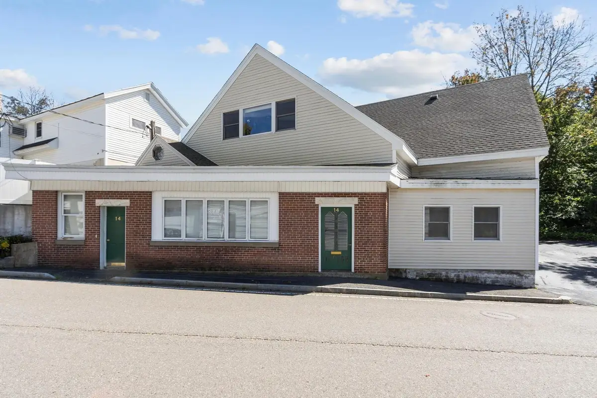 14 Travers St, Gardner, MA 01440 - #1