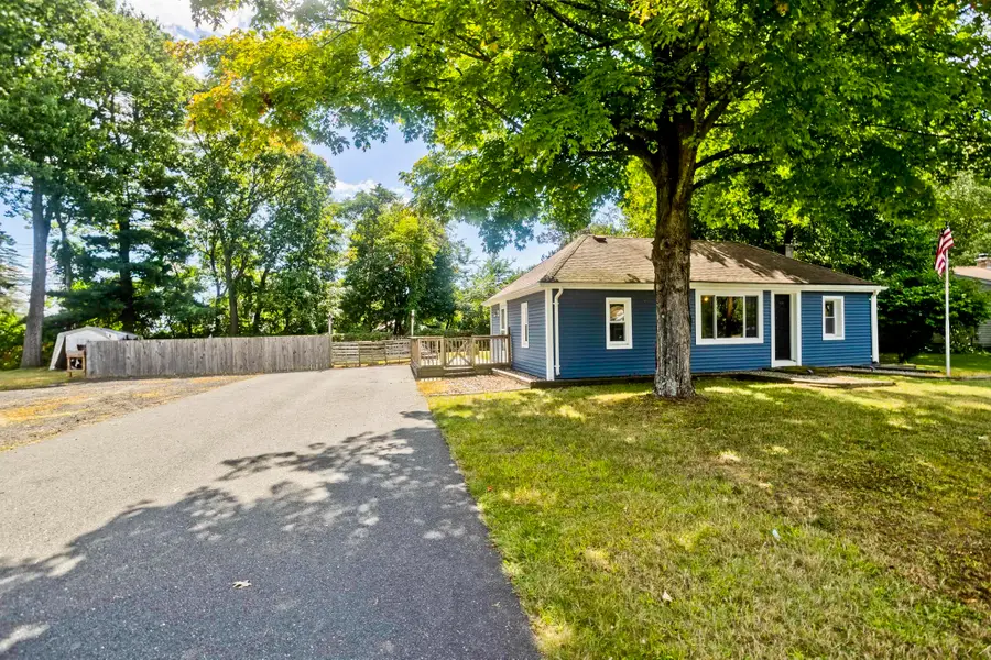 3 Field St, Southwick, MA 01077 - #3