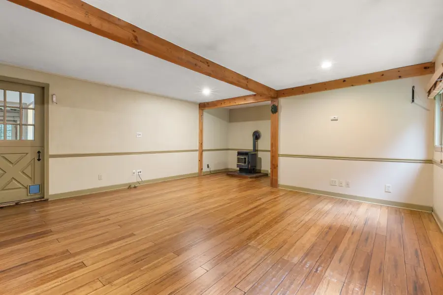 609 Oxford St S, Auburn, MA 01501 - #2