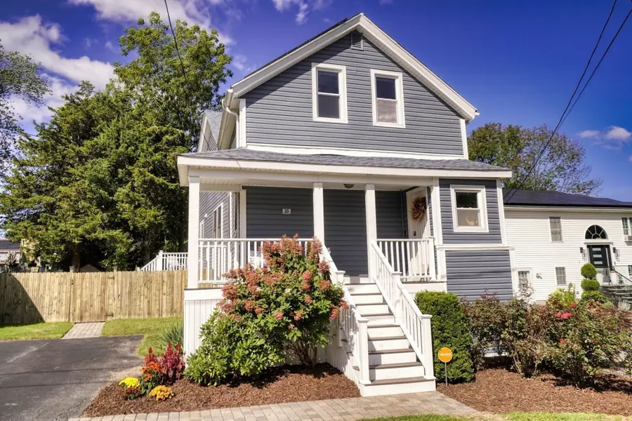 35 Nightingale St, Fall River, MA 02721 - #3