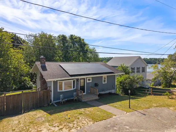 10 Shangri La Blvd, Wareham, MA 02538
