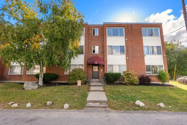 75 Colonel Bell Dr #12, Brockton, MA 02301