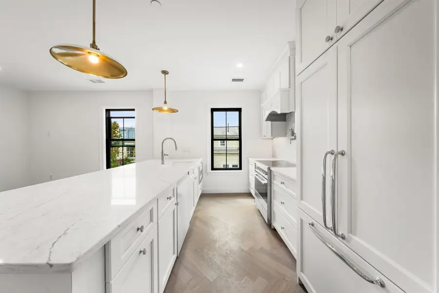 15 Hunting Street #2, Cambridge, MA 02141 - #3