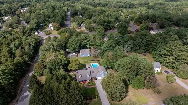 55 Bay Farm Drive, Plymouth, MA 02360