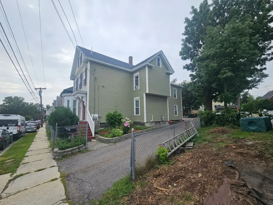 205 Stackpole Street, Lowell, MA 01852 - #2