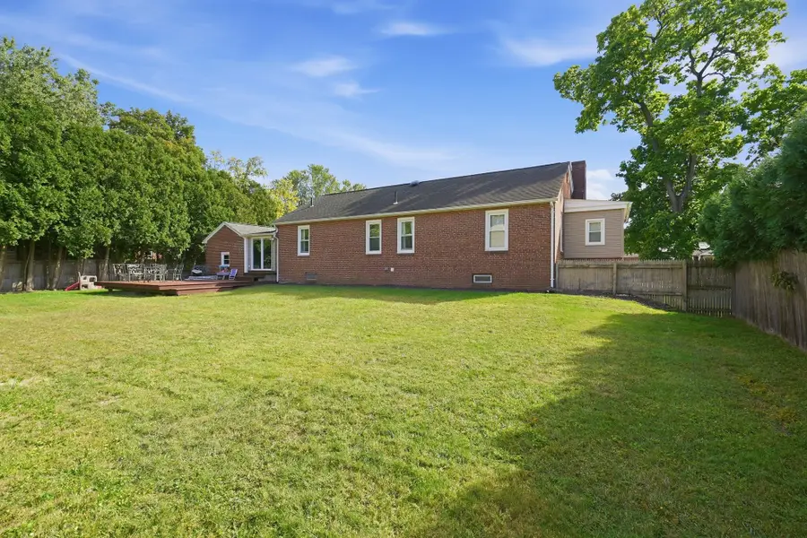 105 Edward St, Agawam, MA 01001 - #3