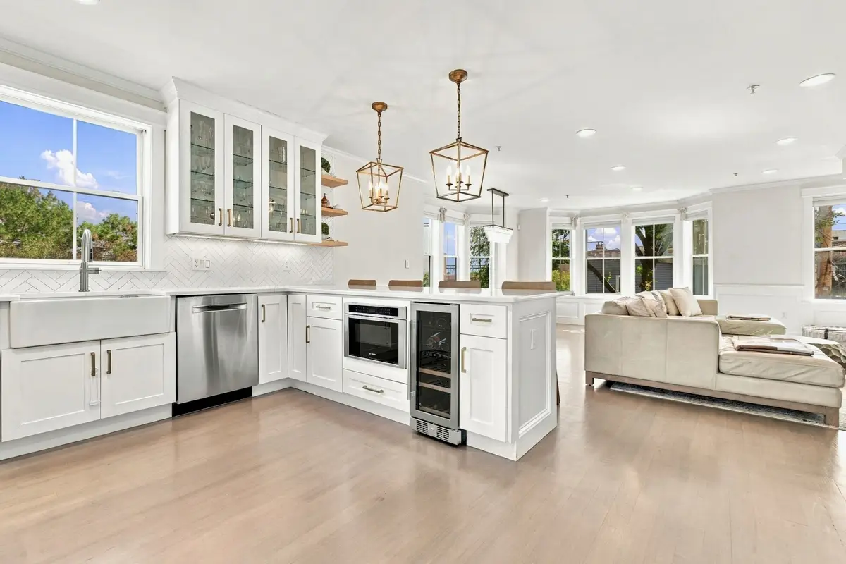 44 Sackville St, Boston, MA 02129 - #1
