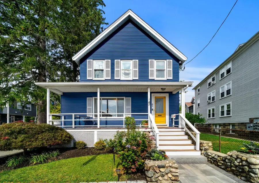 47 Sanford St, Melrose, MA 02176 - #2