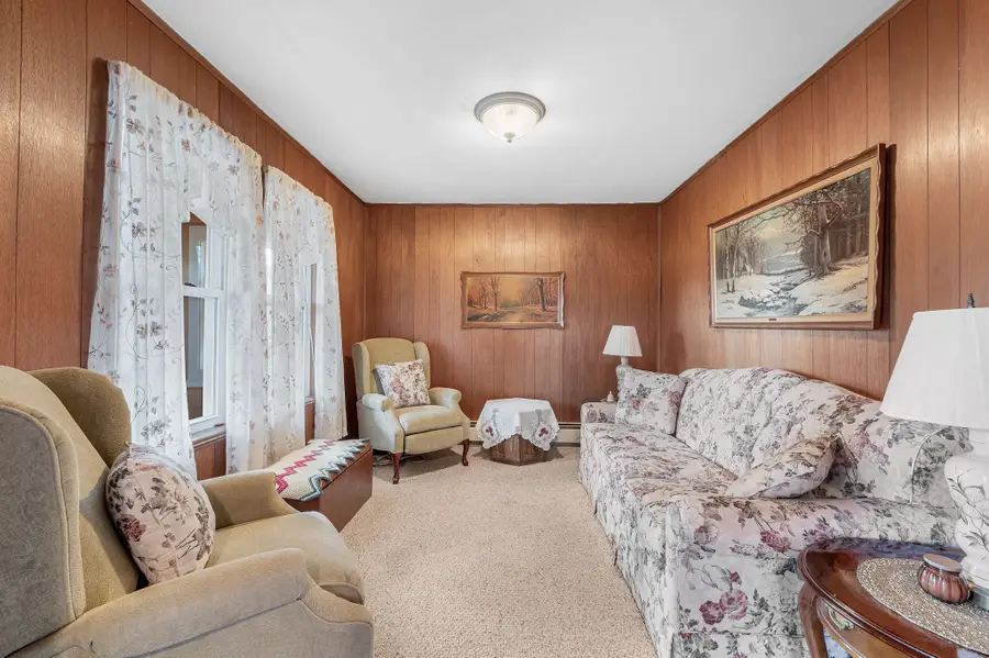 66 Seventh Ave, Lowell, MA 01854 - #3