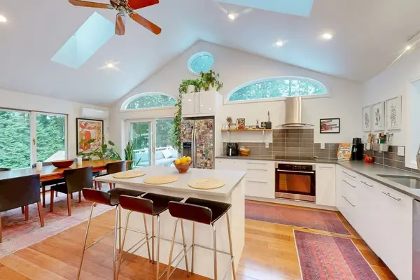 345 Lowell St, Reading, MA 01867