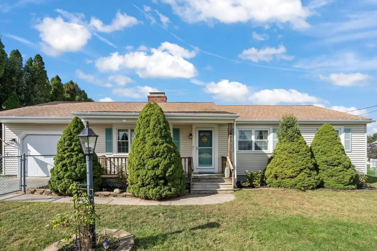 935 Allen St, Dartmouth, MA 02747 - #1