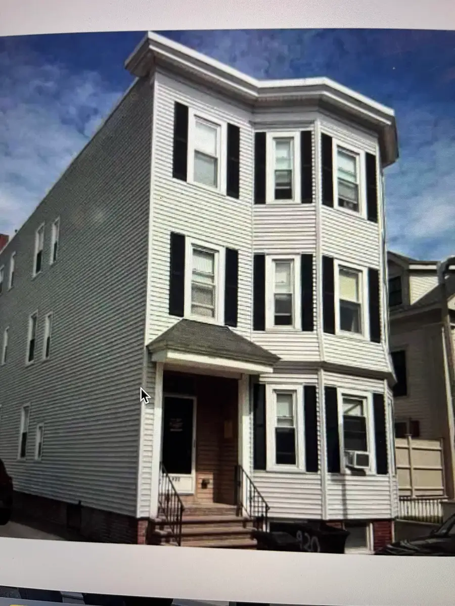 922 E Fourth St, Boston, MA 02127 - #2
