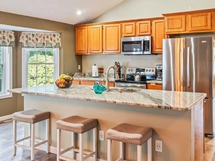 37 Moreland Green Dr, Worcester, MA 01609 - #2
