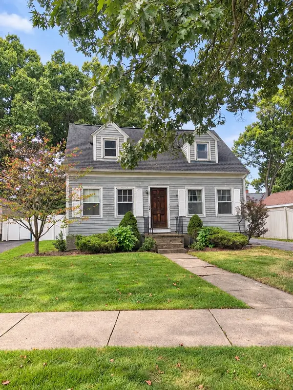 142 Morton St, West Springfield, MA 01089