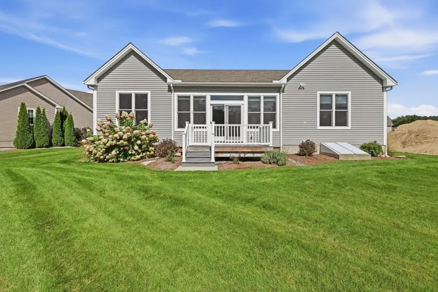 16 Ribbon Grass Ln #16, East Longmeadow, MA 01028 - #2