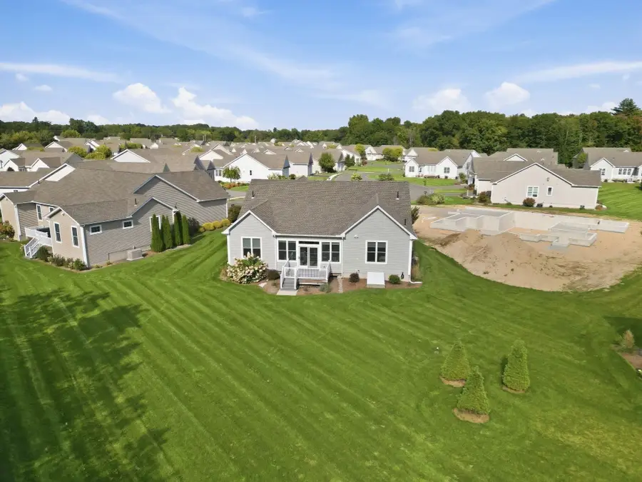 16 Ribbon Grass Ln #16, East Longmeadow, MA 01028 - #3