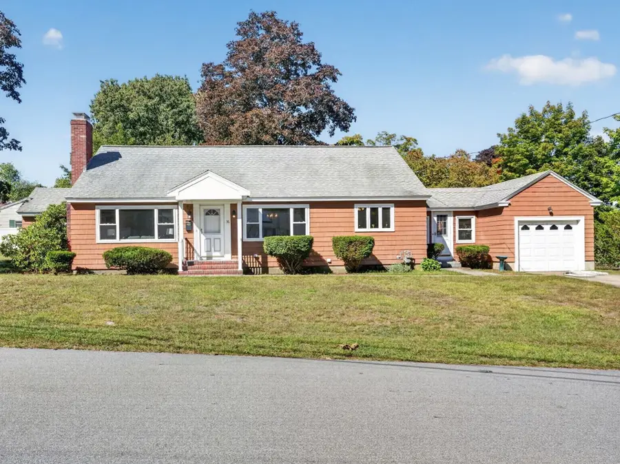 36 Mckenney Cir, Andover, MA 01810 - #2