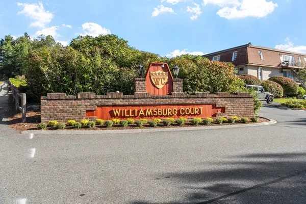 20 Williamsburg Ct. #2, Shrewsbury, MA 01545
