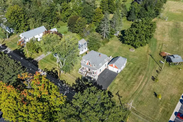 181 Main, Kingston, NH 03848