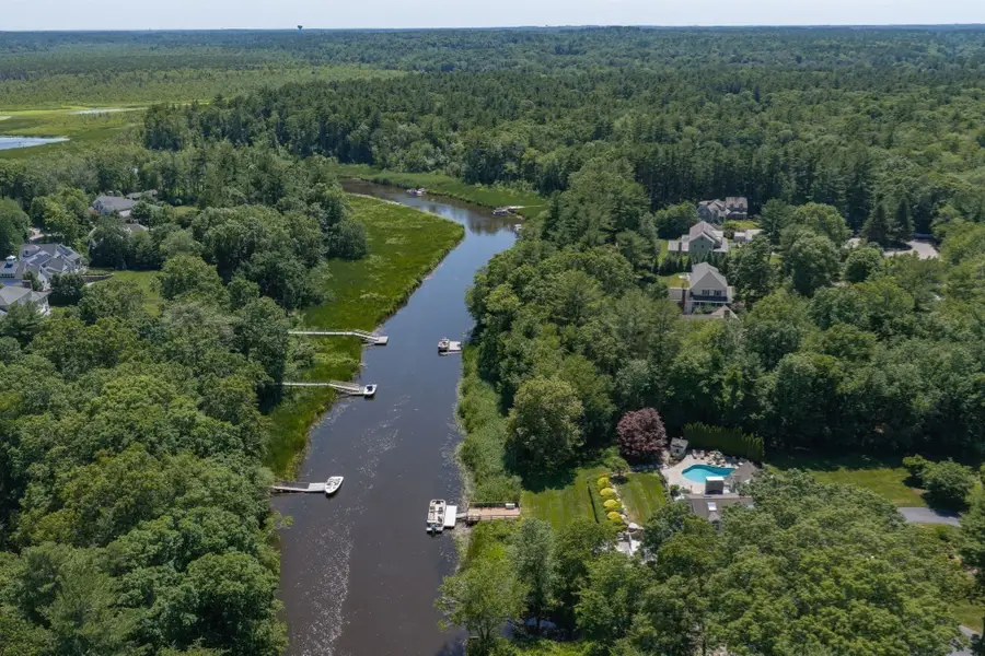 112 River Rd, Hanover, MA 02339 - #2