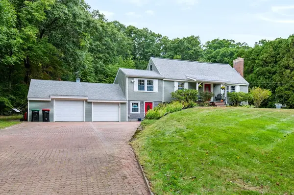 194 W Sutton Rd, Sutton, MA 01590