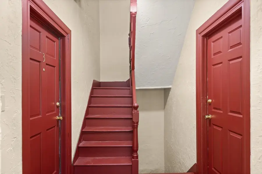 55 Rock Ave, Lynn, MA 01902 - #3