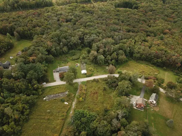 223 Federal Hill Rd, Oxford, MA 01540
