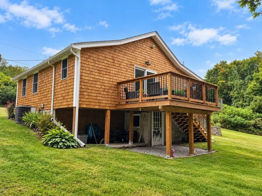 29 Ellen, Haverhill, MA 01830 - #3