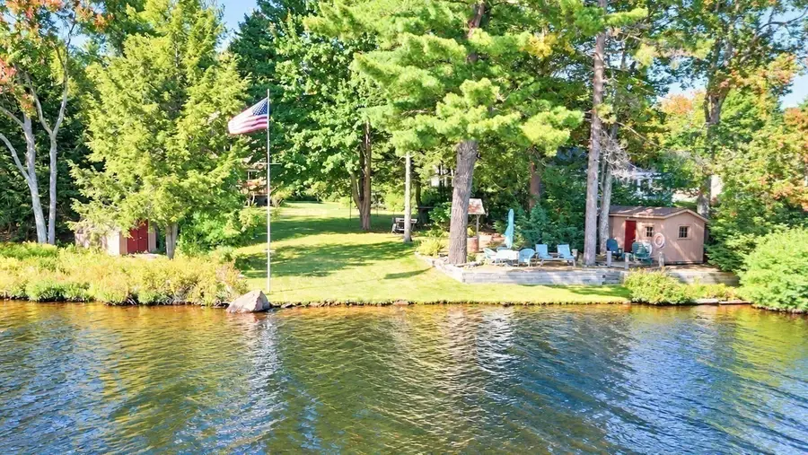 64 Lakeshore Dr, Ashburnham, MA 01430 - #2