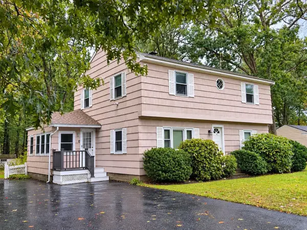 18 Main St, Chelmsford, MA 01863