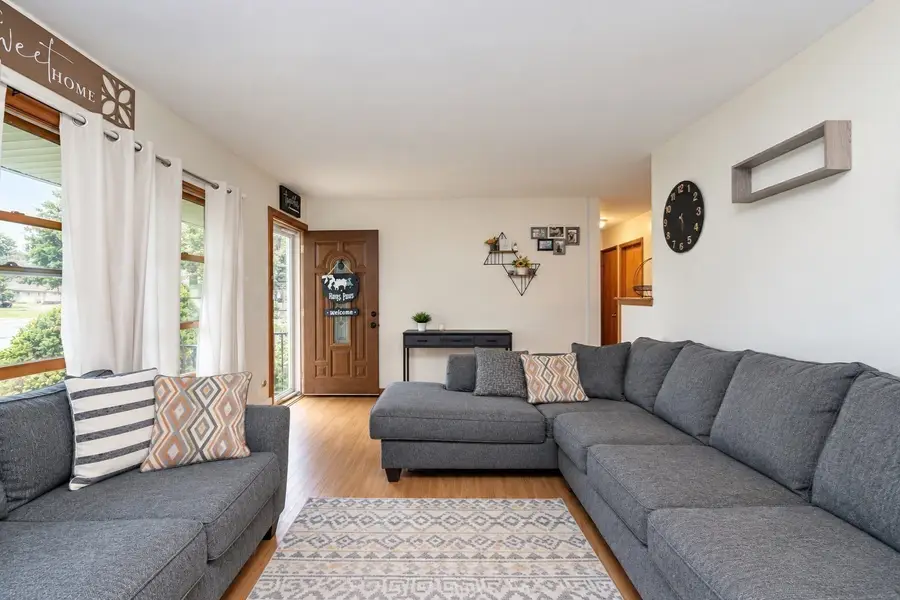 234 Carver St, Springfield, MA 01108 - #3