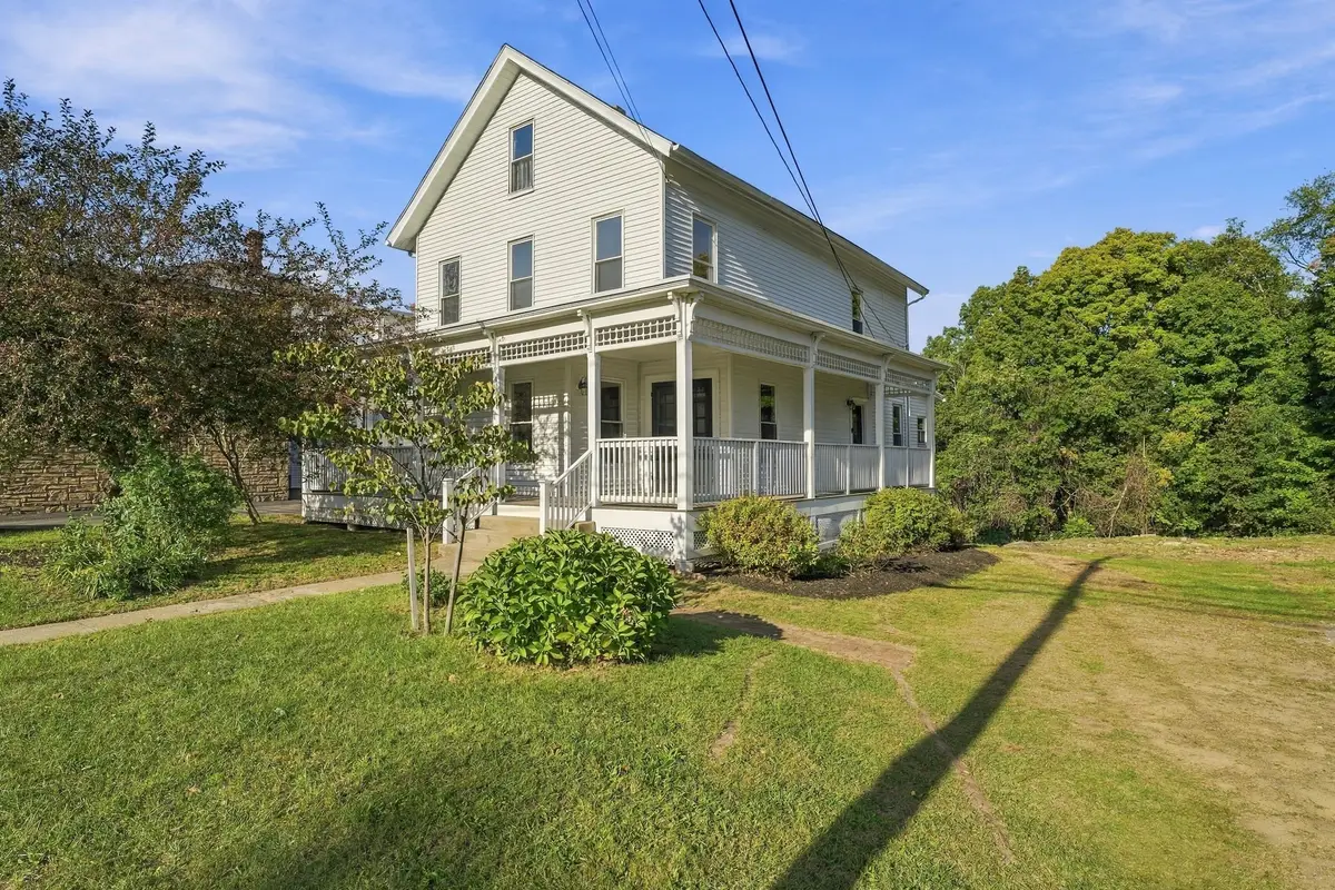 174 Hamilton St, Southbridge, MA 01550 - #1