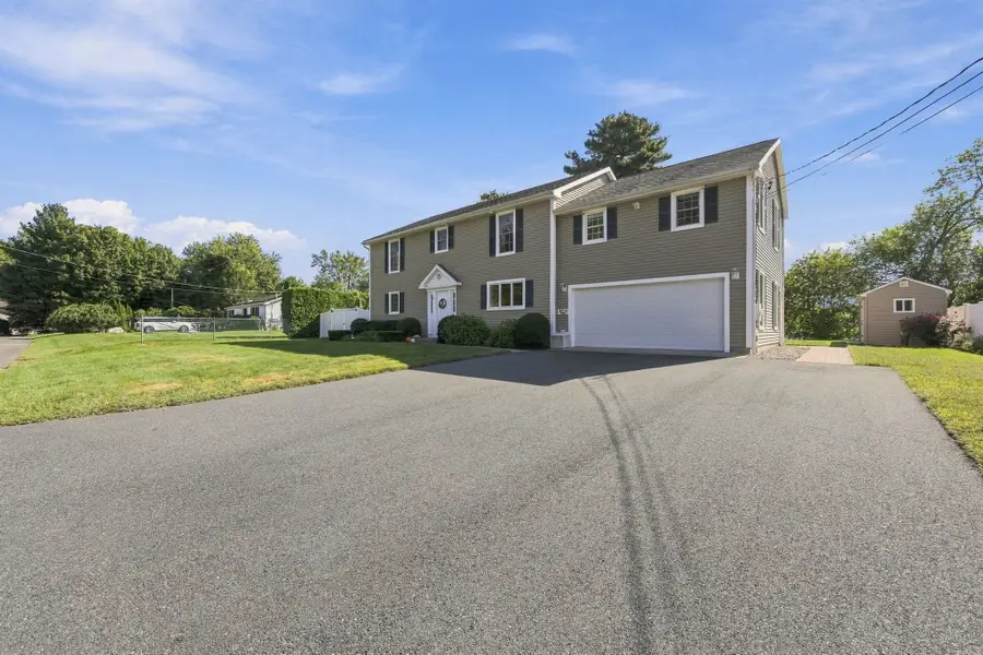 63 Autumn St, Agawam, MA 01001 - #2