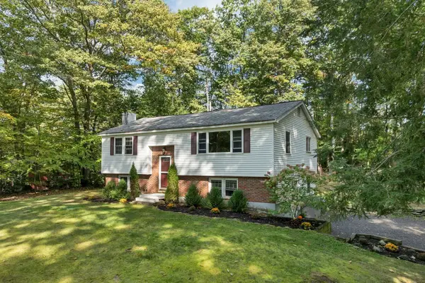 9 Epping Woods Road, Epping, NH 03042