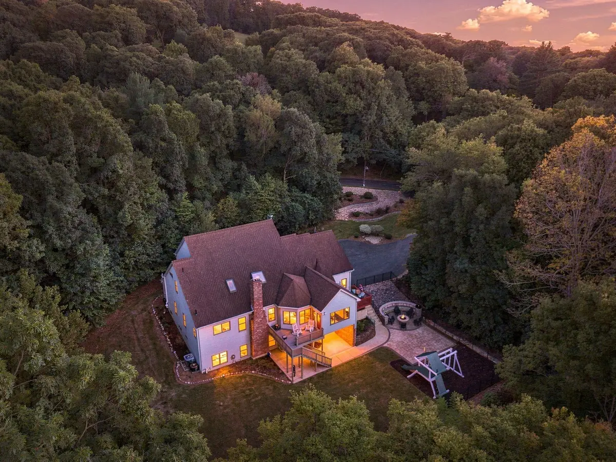 2 Highview Circle, Wilbraham, MA 01095 - #1