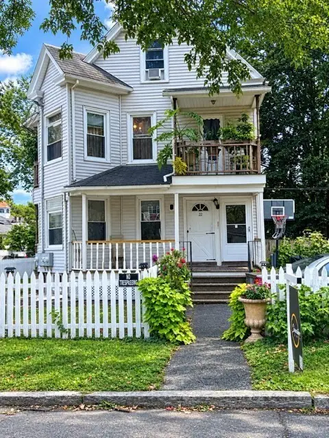 22-24 Raymond Place, Springfield, MA 01104