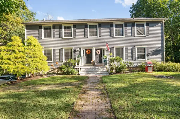 5 Landing Rd, Essex, MA 01929