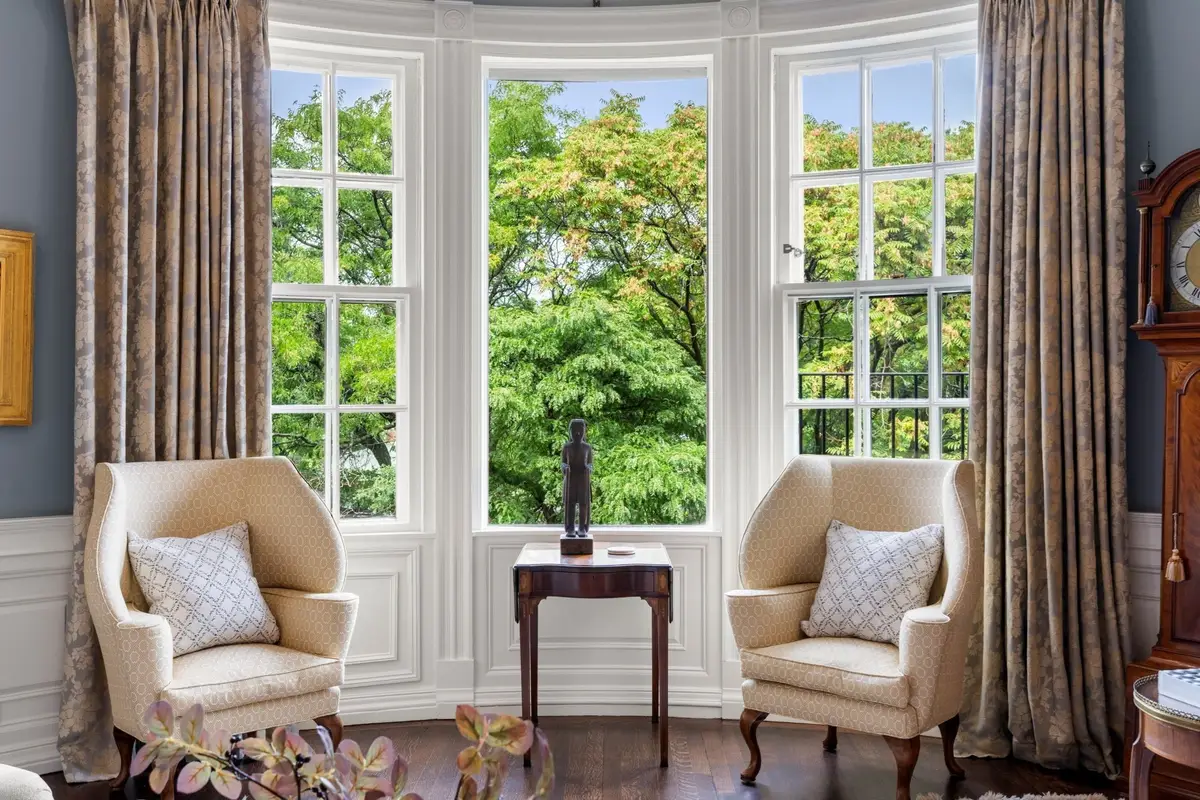 242 Beacon St #5, Boston, MA 02116 - #1