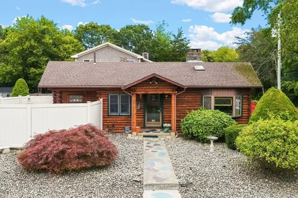 24 Fisherman Rd, Fairhaven, MA 02719