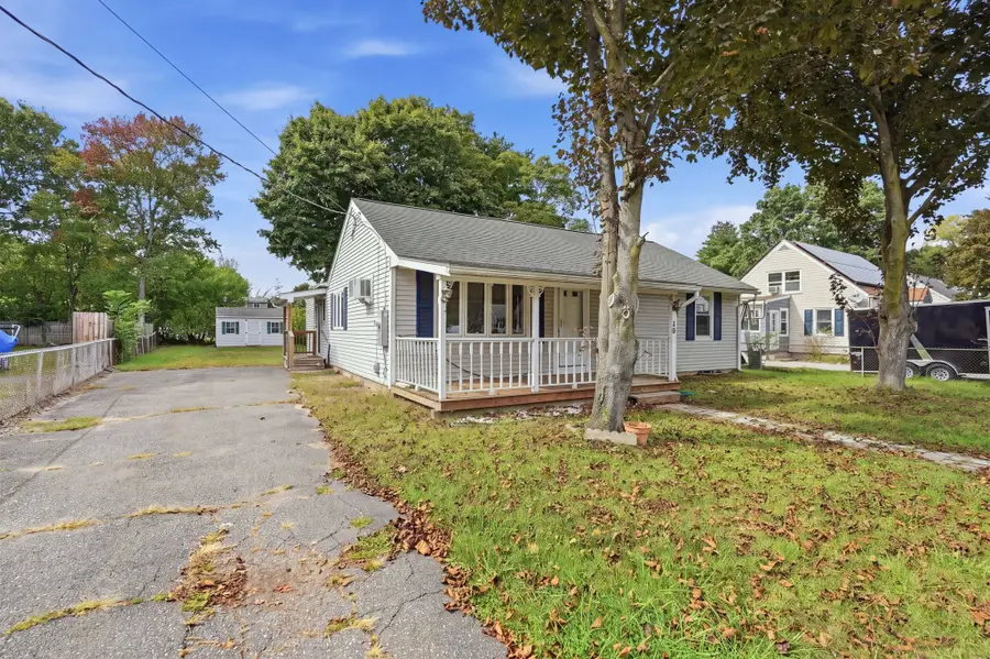 40 W Belmont St, Ludlow, MA 01056 - #2