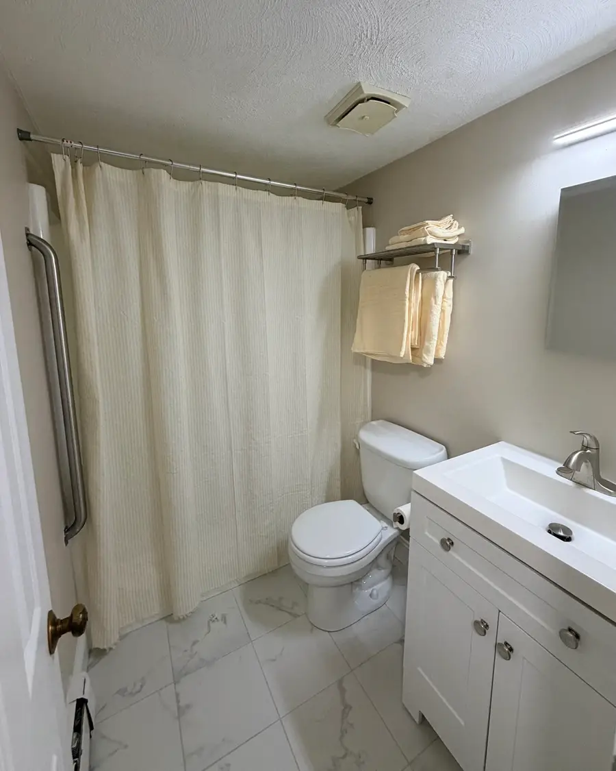 23 Davis #b12, Acton, MA 01720 - #3