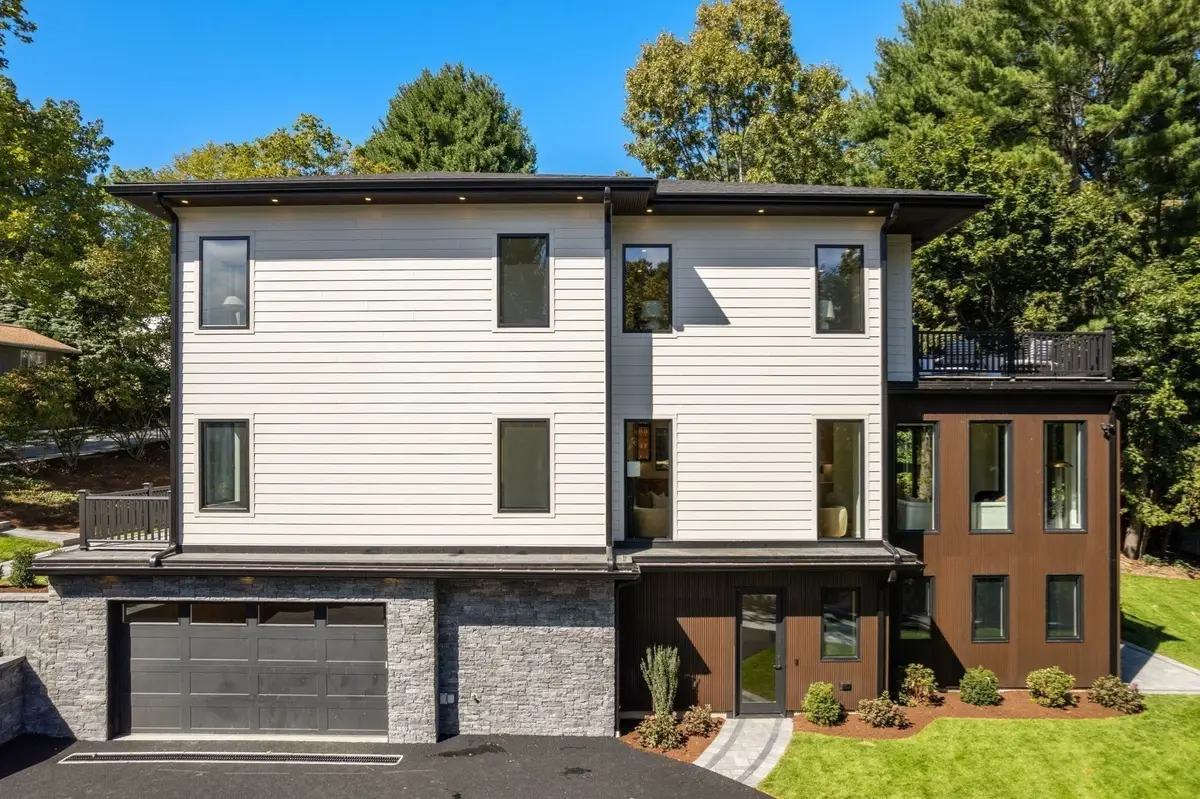 30 Dorr Rd, Newton, MA 02458 - #1